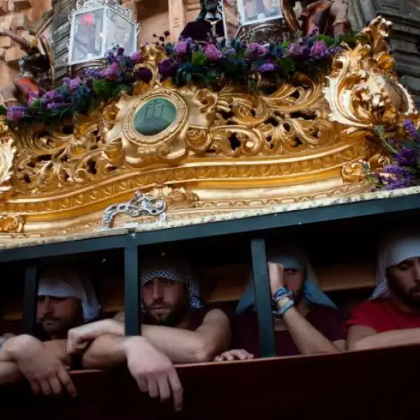 España