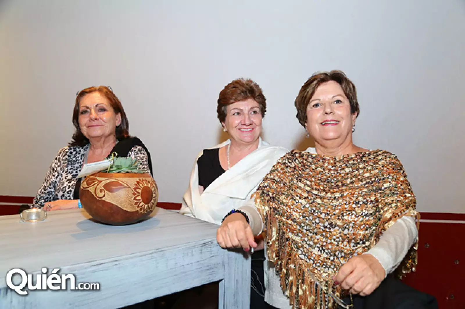 Jenny Real, Laura Real y Amanda Z. de Bracho