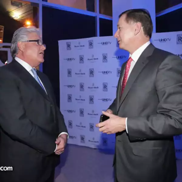 Carlos Henkel,José Guzmán Montalvo