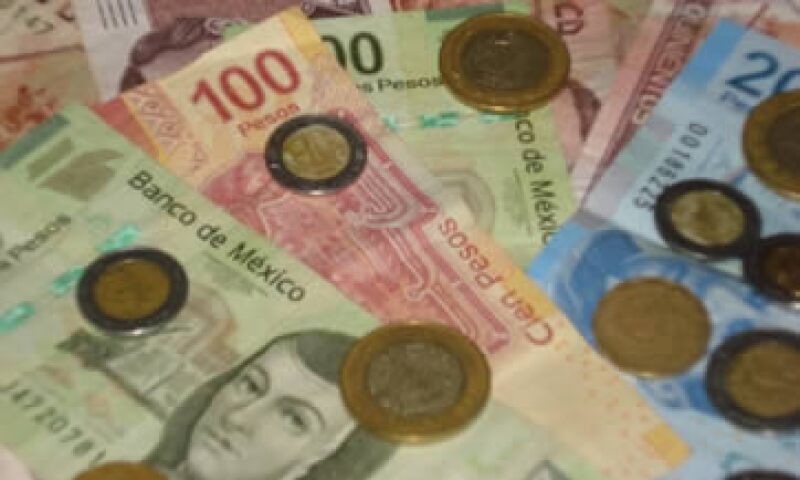 El peso se recuperó tras su fuerte caída en la sesión del jueves. (Foto: Karina Hernández)