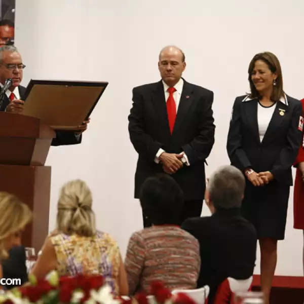 Carlos Fraener,Fernando Zuinaga,Margarita Zavala,Carmen Lebrija