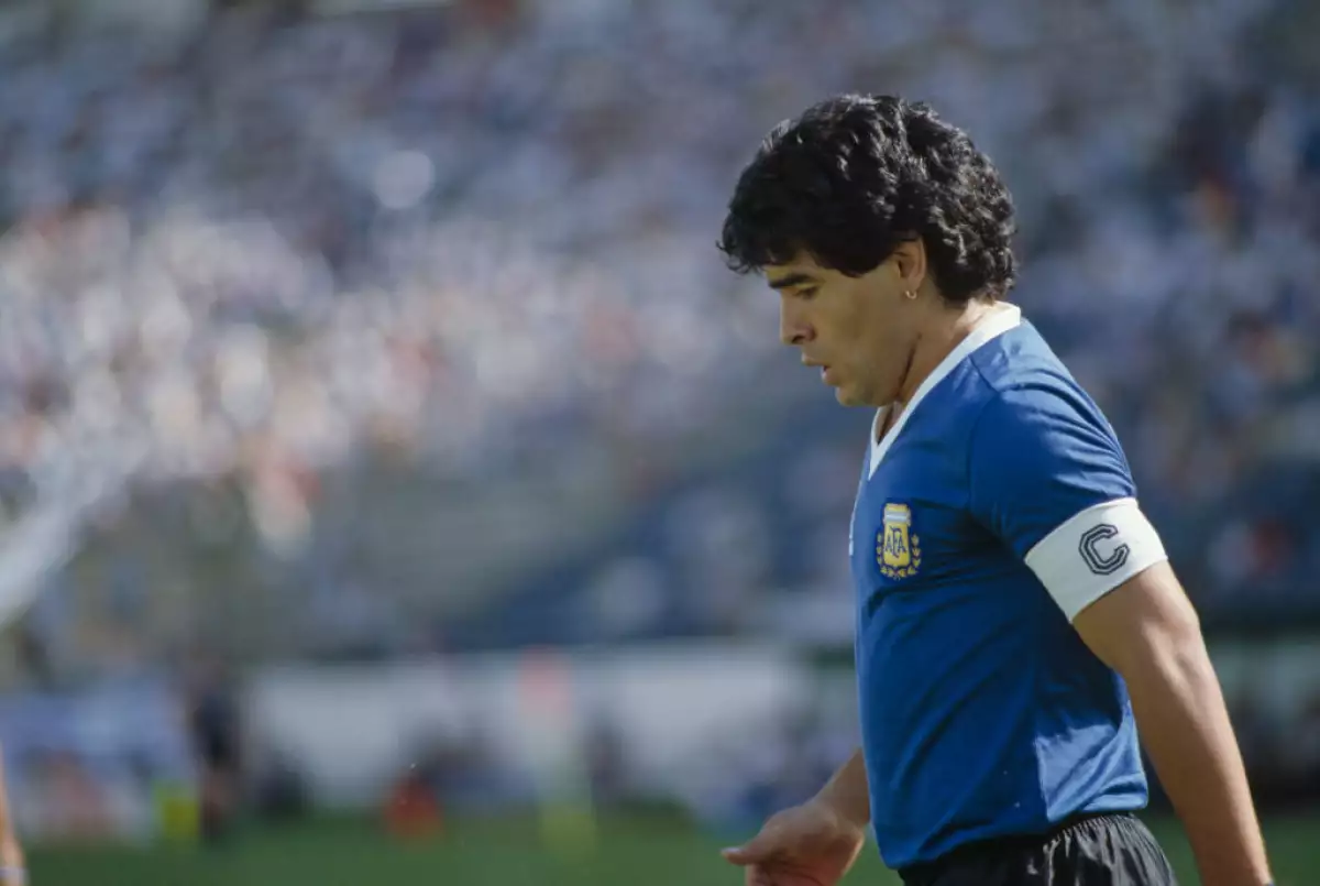 Diego Maradona-1986 FIFA World Cup-Argentina vs Uruguay