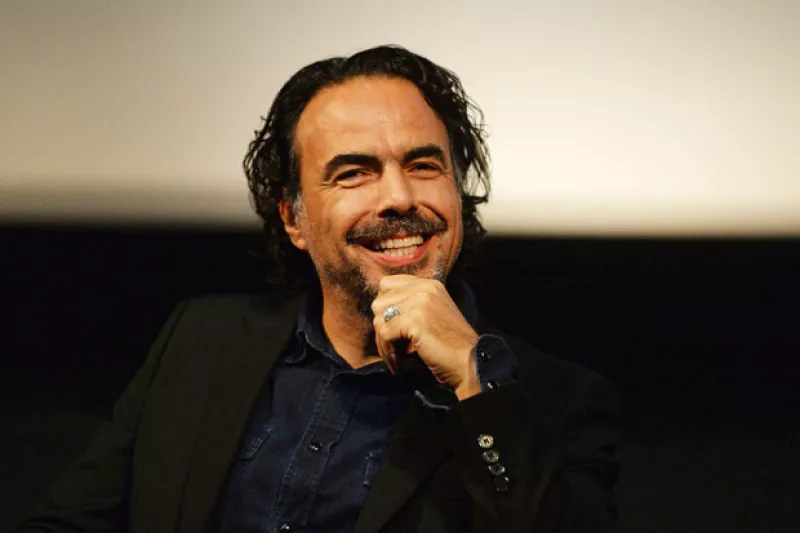 El cineasta cree que a Sean le gustan las figuras controvertidas y que él 'iría a los infiernos sí el diablo le ofreciera una entrevista'.