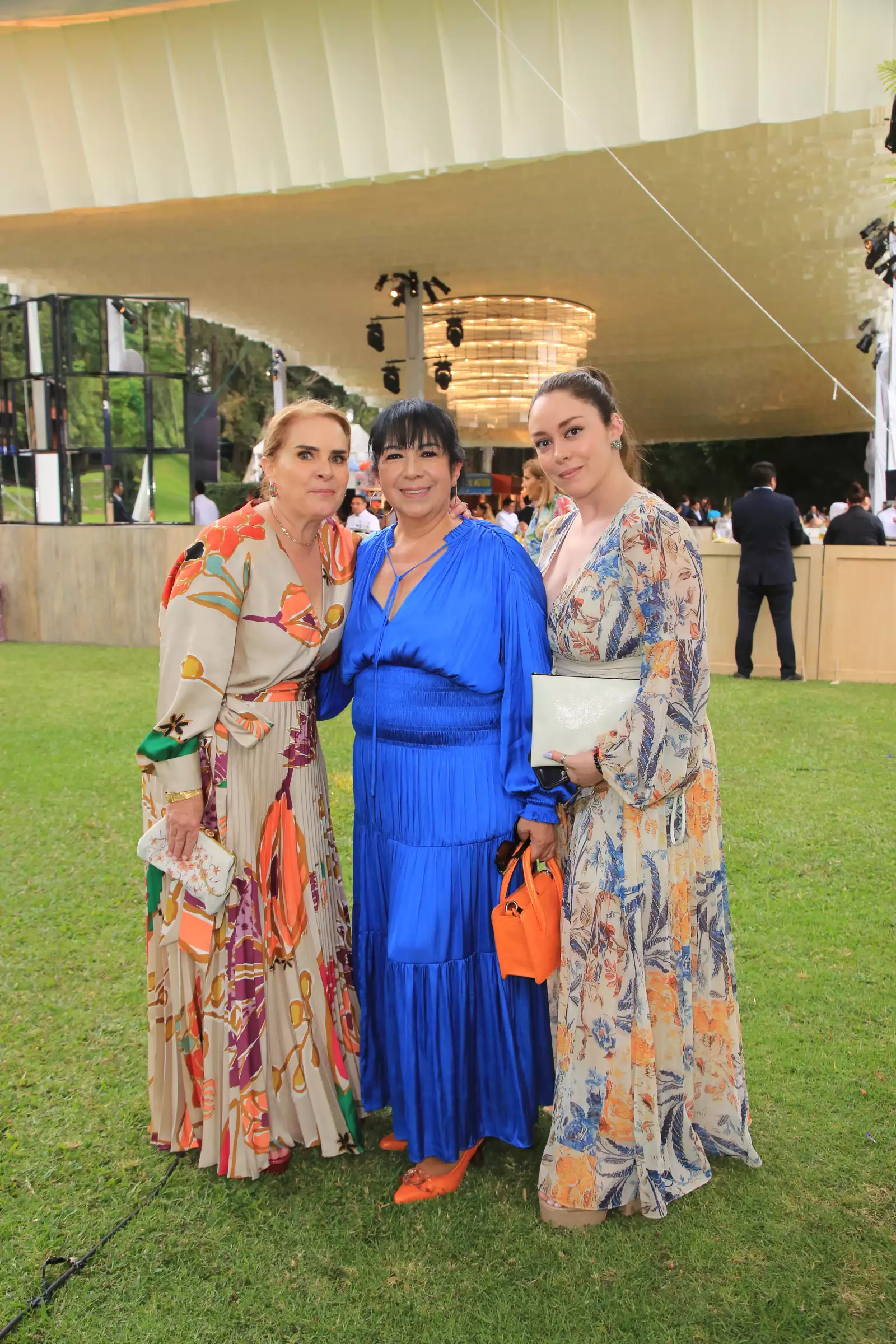 Julieta Rubio , Silvia  y Marie Márquez 