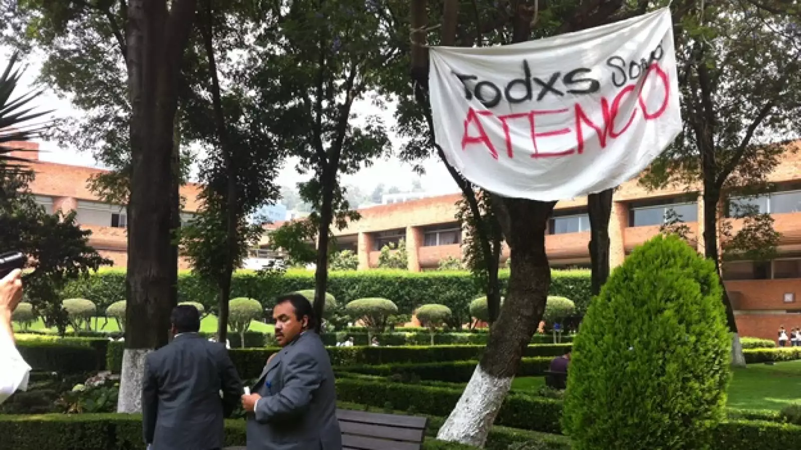 ibero protestas peña nieto 3