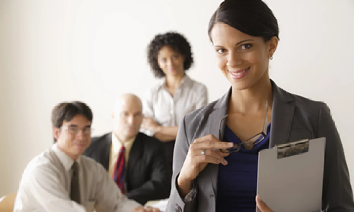 Un buen jefe debe asumir el rol de líder e inspirar a sus empleados para que lo sigan. (Foto: Getty Images)