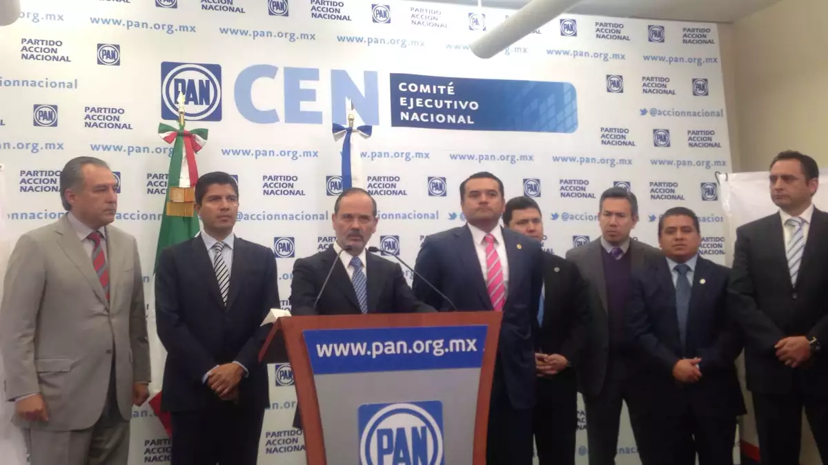 conferencia PAN gustavo madero