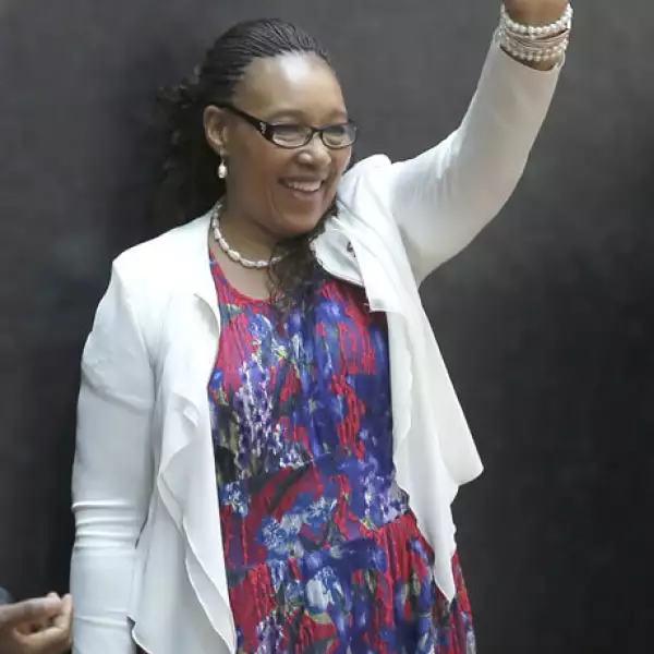 Zenani Mandela-Dlamini