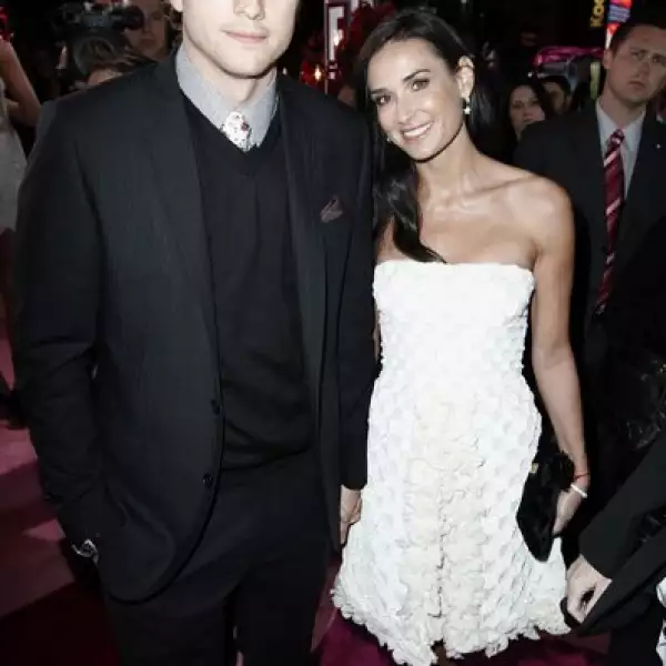 Ashton Kutcher y Demi Moore.