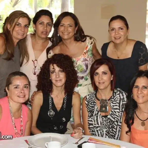 Sofia Montaño,Maty Leaño,Josefina Barragan,Luly Lares,Lety de Gonzalez,Sofia Aranguren,Adriana Salcedo y Malin Godinez