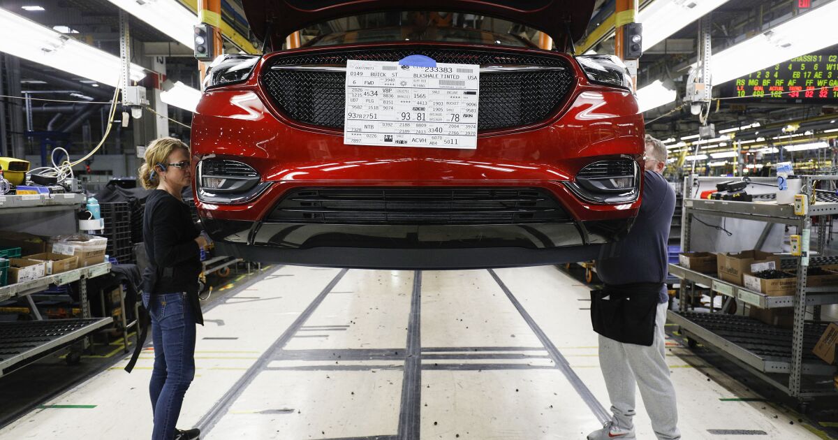 Las automotrices de EU buscan que 50% de sus vehículos sean eléctricos en 2030