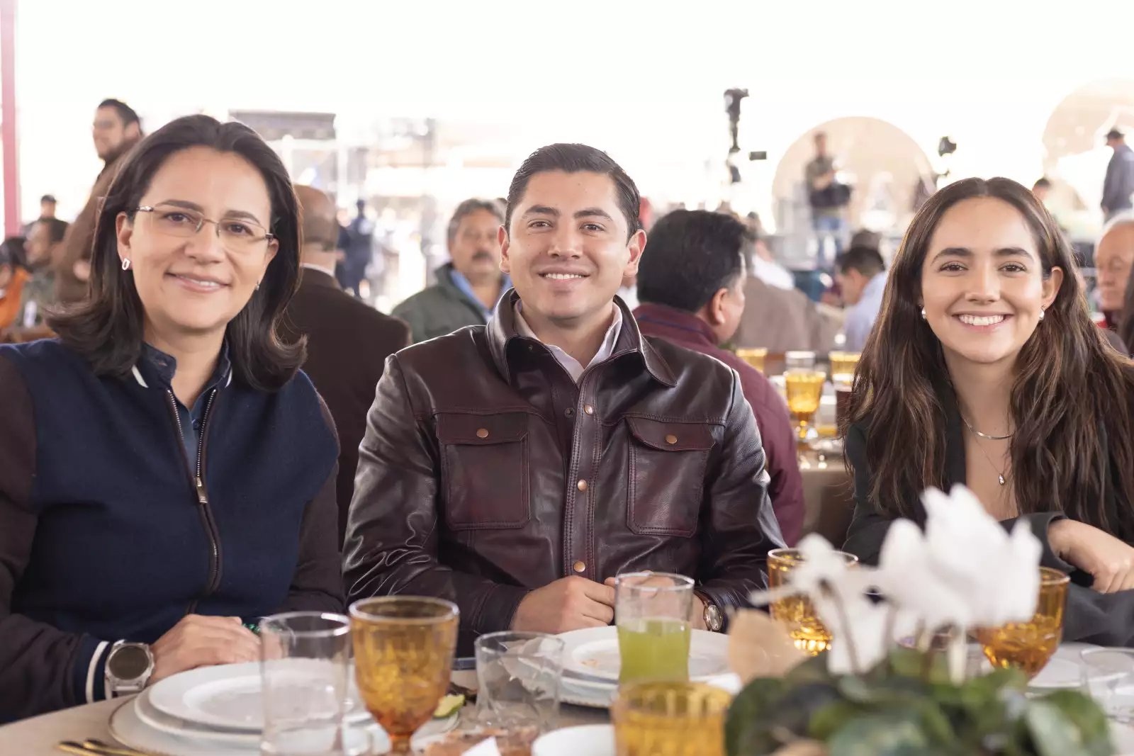 MI PLATO ES TU PLATO
