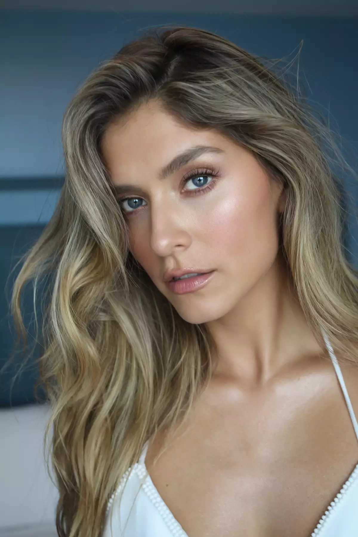mujer maquillada