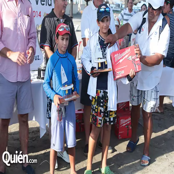 Roberto Elizondo,Alex Torres