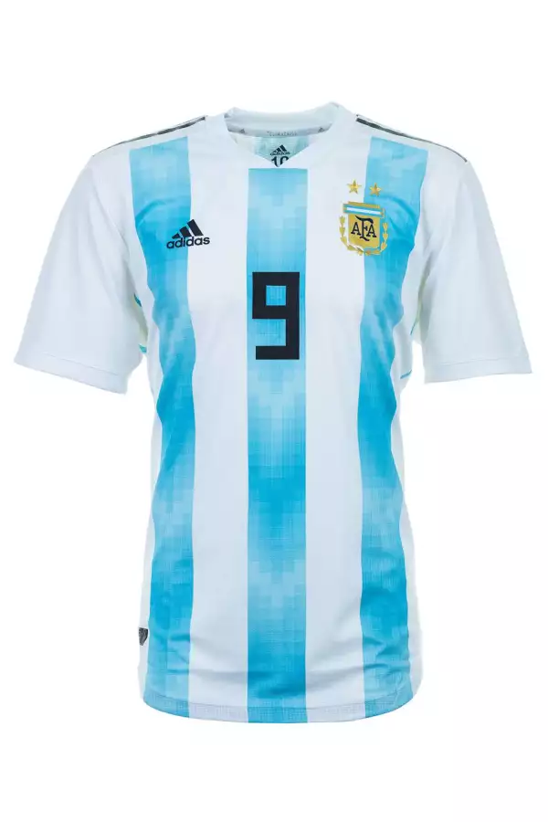 argentina-gq-6june18_getty_b