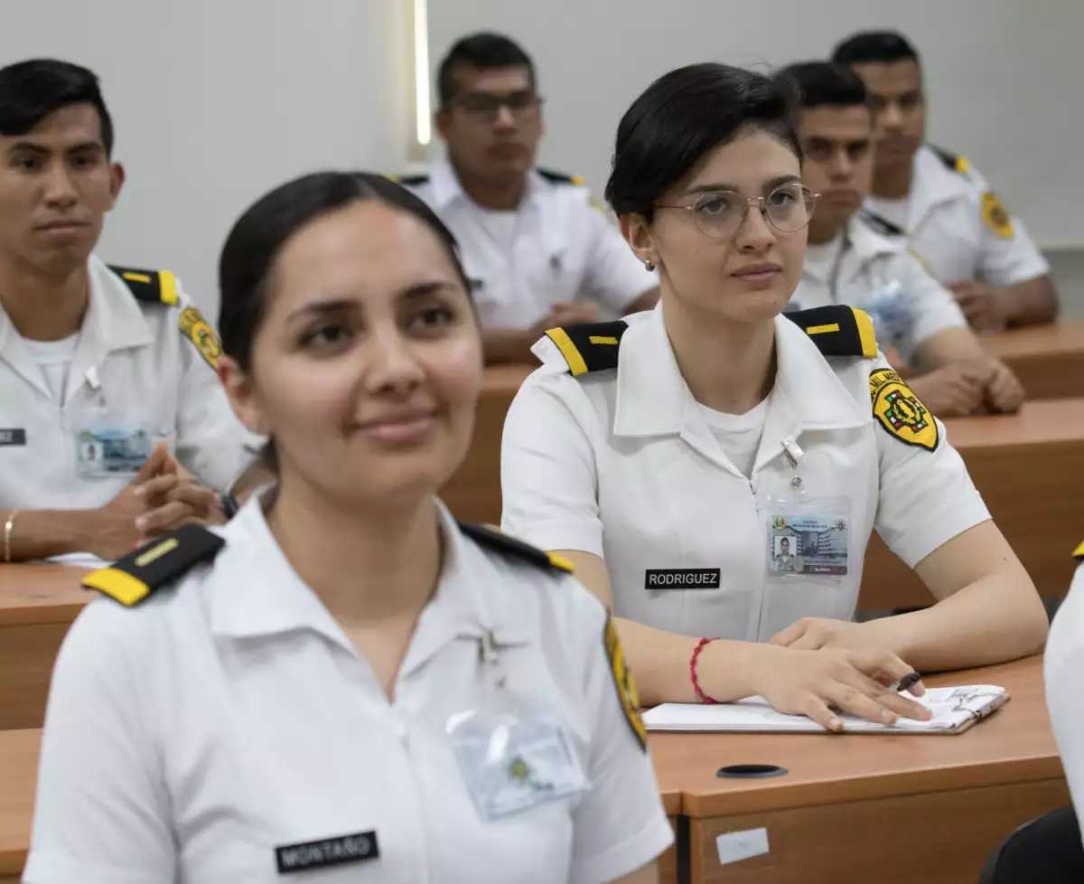 En la Marina se pueden estudiar cinco carreras, de las cuales tres son ingenierías y dos licenciaturas.