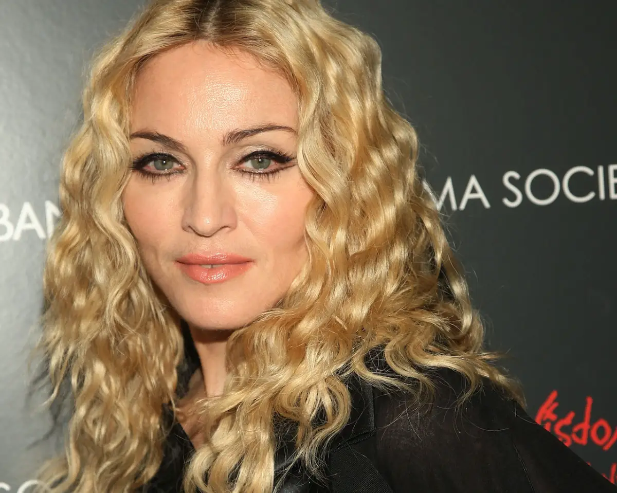madonna-joyas-dientes