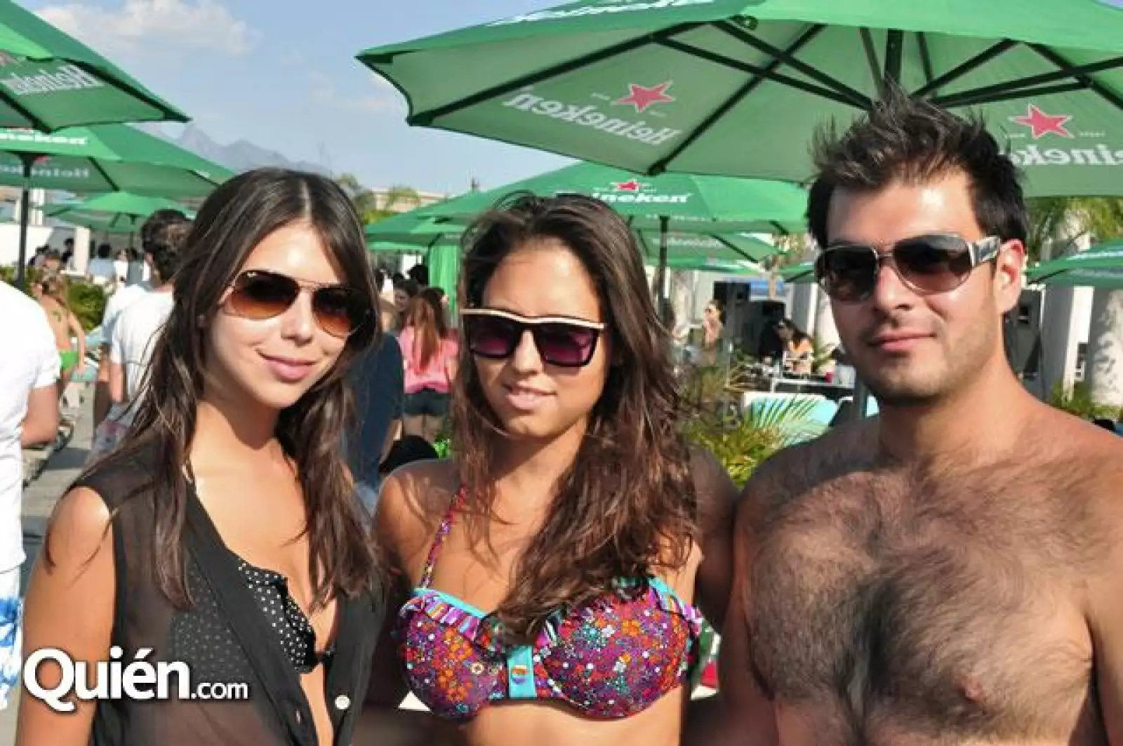 Mariana Perches,Melissa Martínez y Fernando Calzada