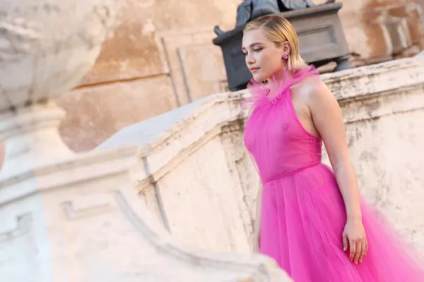 Valentino Haute Couture Fall/Winter 22/23 - Front Row