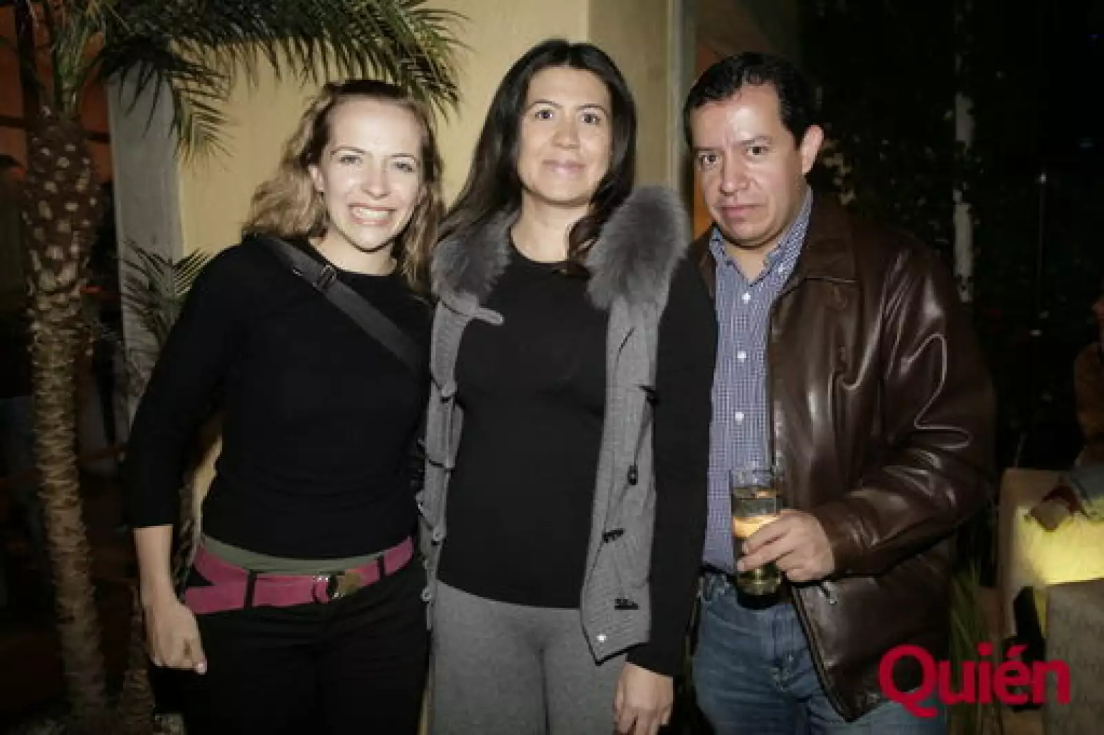 Regina Higarte, Mónica Arriola, Gustavo Doay