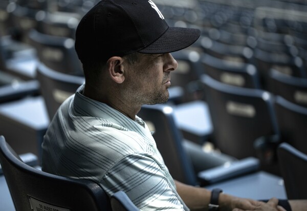 aaron Boone.jpg