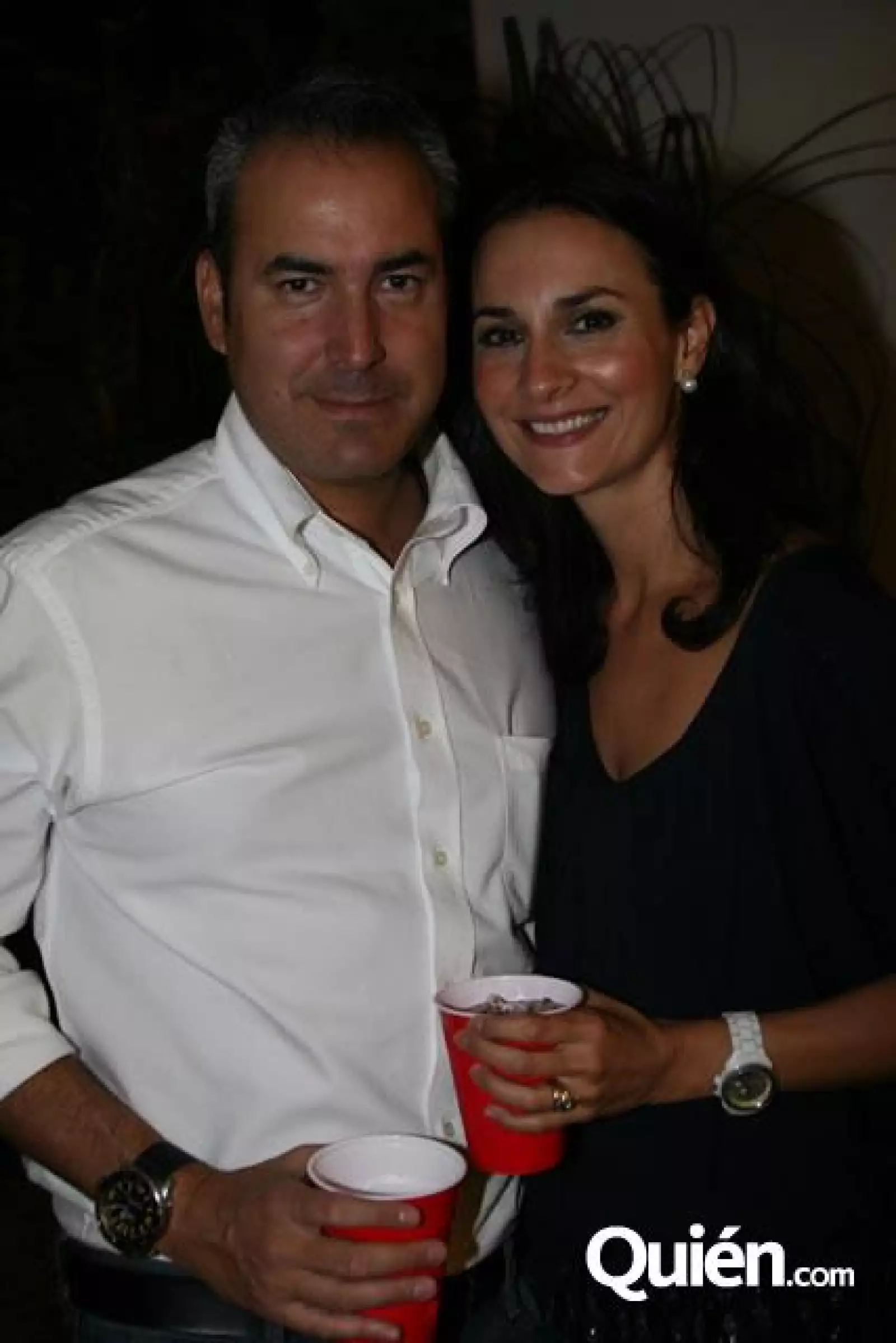 Fiesta de Fernando Lebrija por sus 2 diosas de plata