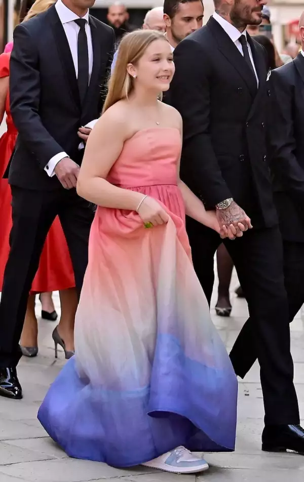 EXC  David Beckham, Harper Seven