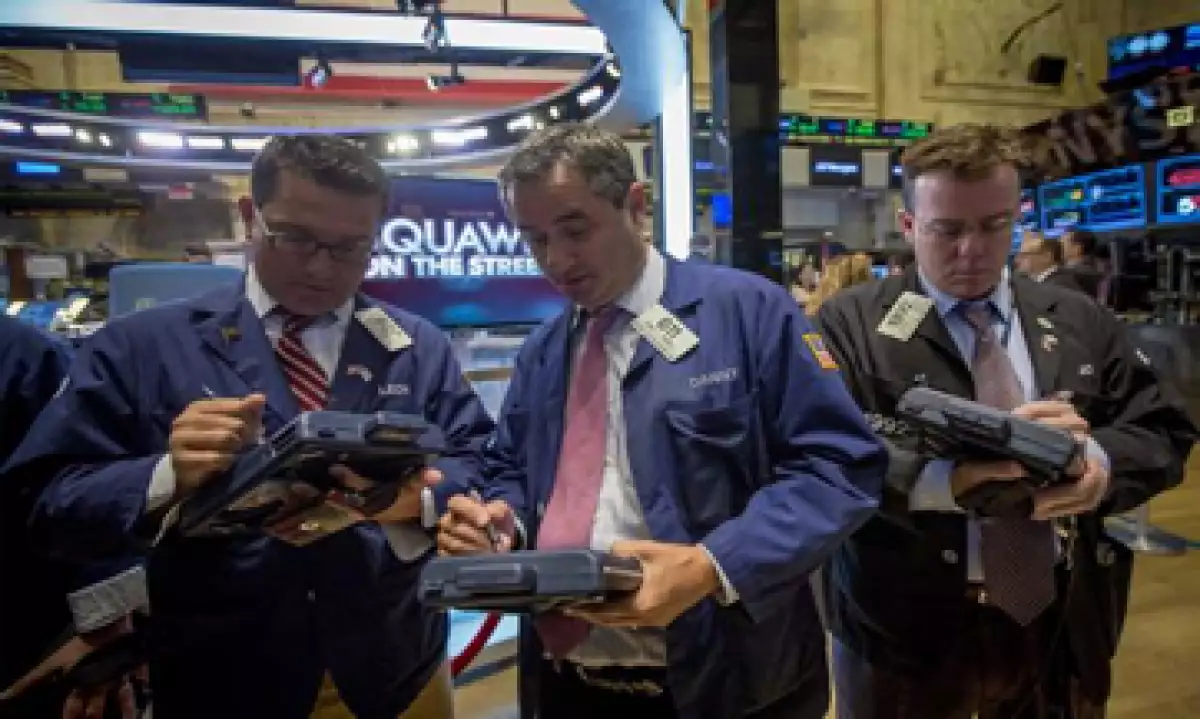 El Dow Jones pierde 0.25% al inicio de la sesión. (Foto: Reuters)