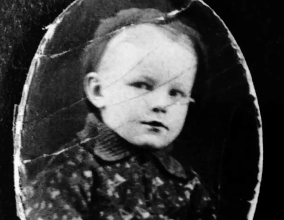 El periodista habló en su columna de su infancia, lo conocíamos con un gran conversador por lo que también reproducimos una platica que tuvo con Quién® donde habla de su vida.