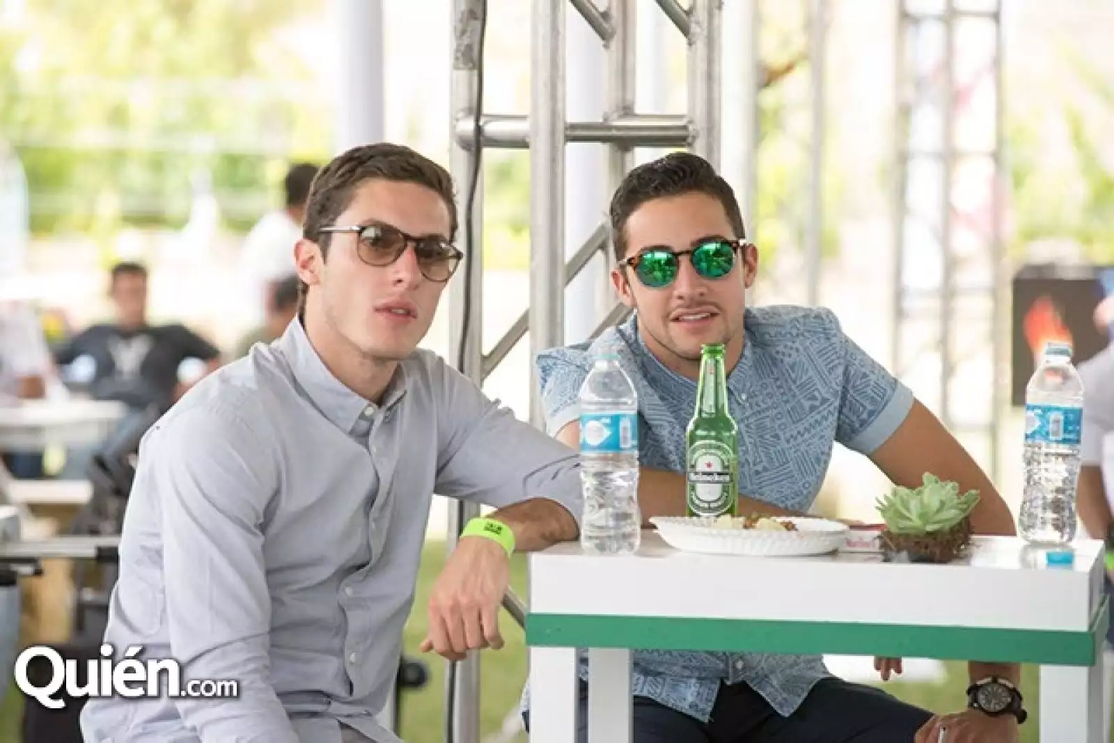 Ricardo y Andrés Charvel