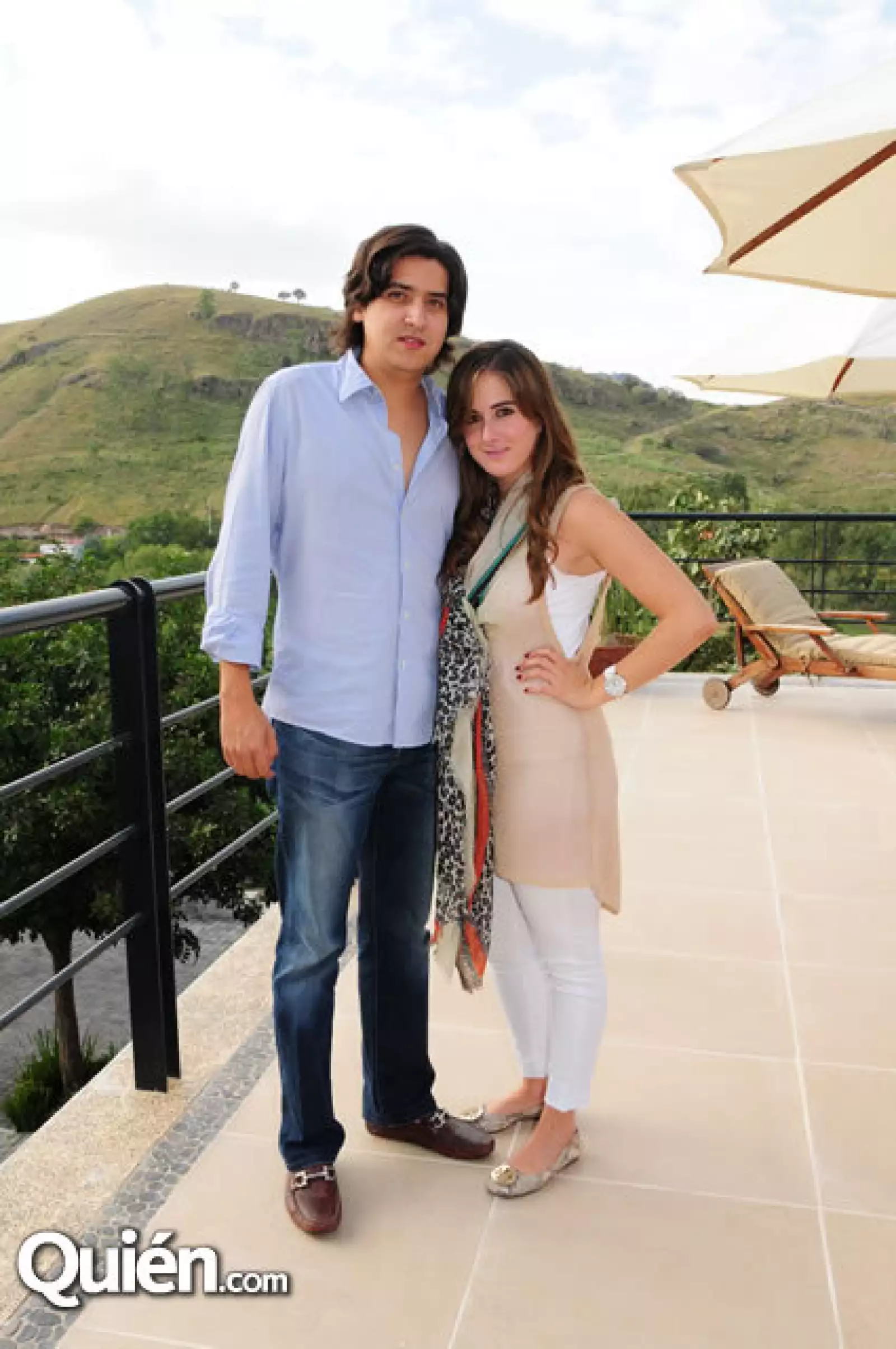 Álvaro Mora,Renata González