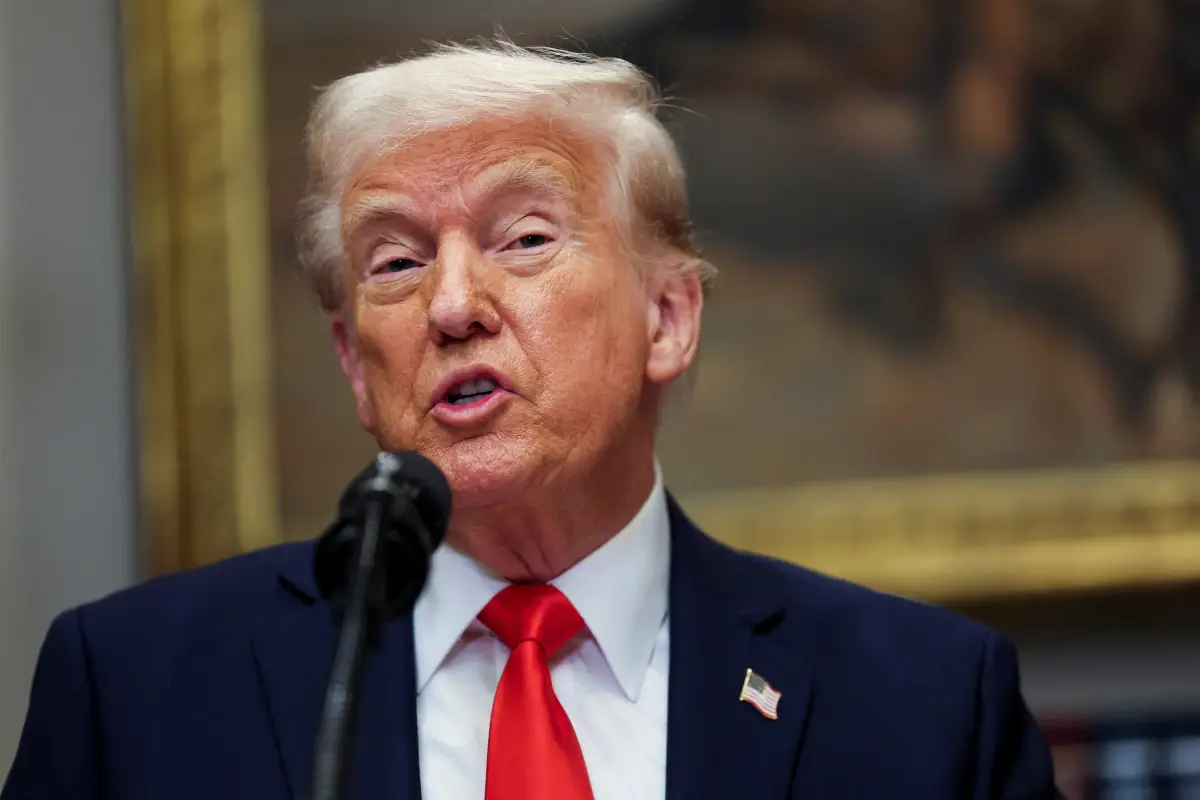 El presidente de los Estados Unidos, Donald Trump, hace un anuncio sobre una inversión de Taiwan Semiconductor Manufacturing Company (TSMC), en la Sala Roosevelt de la Casa Blanca en Washington, D.C., EE. UU., el 3 de marzo de 2025. (Imagen principal del artículo 'Trump da su primer discurso al Congreso entre aranceles y la ruptura con Ucrania'). 