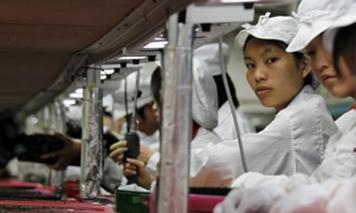 Foxconn respondió a una serie de suicidios de sus empleados en una de sus fábricas ubicadas en China. (Foto: Notimex)