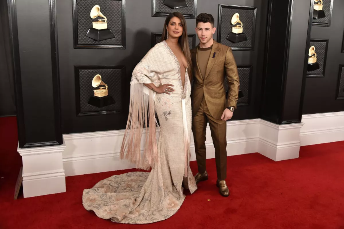 Nick Jonas y Priyanka Chopra.