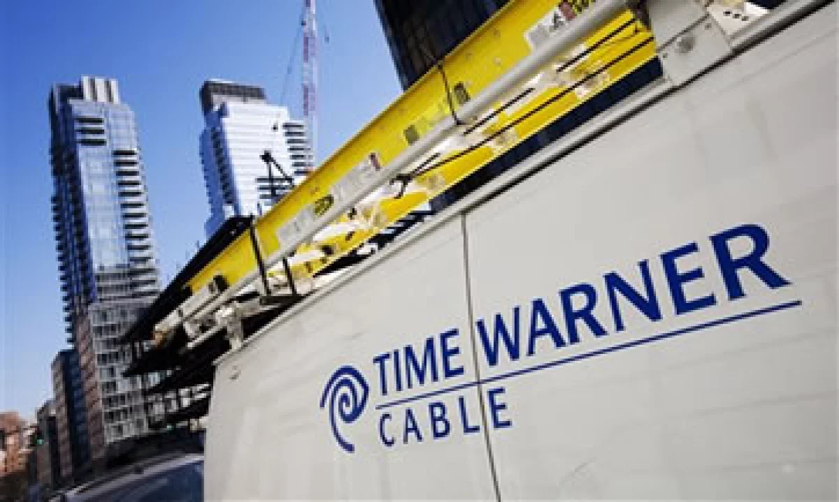 La firma depende cada vez más de los servicios de Internet para generar crecimiento. (Foto: AP)