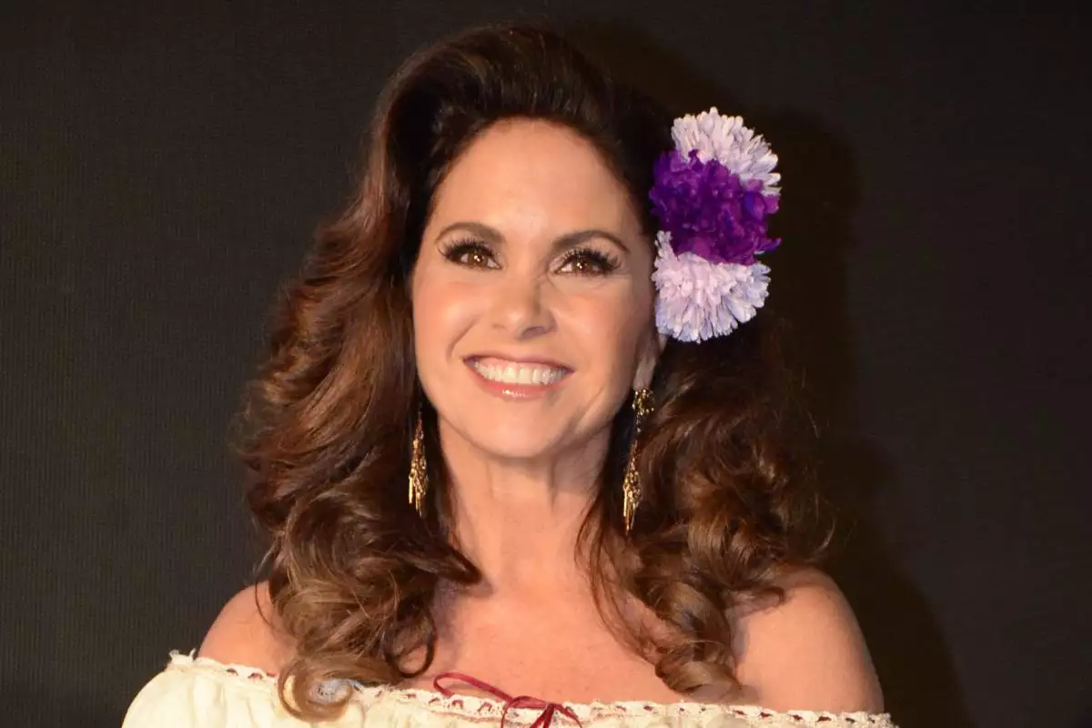 lucero (6).jpg