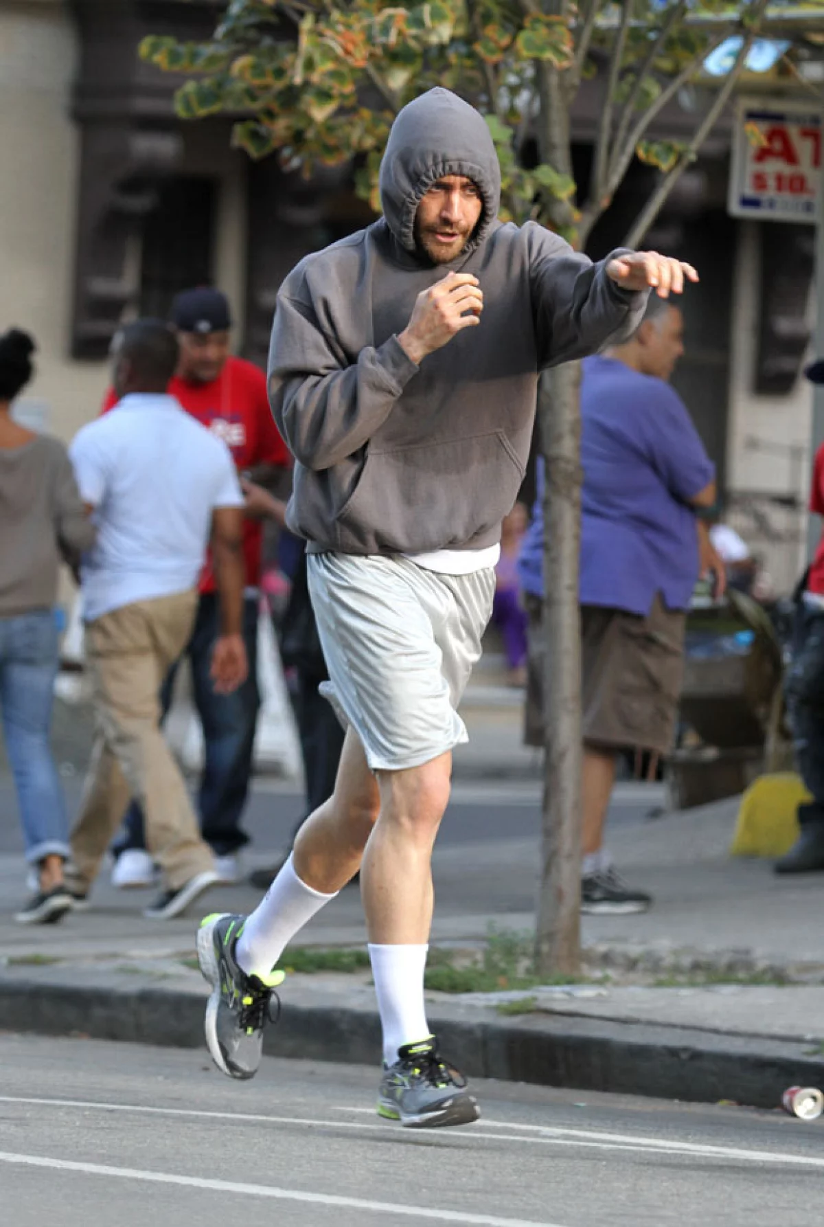 Sorprendente el cambio que realizó el actor para su papel en la película "Southpaw", practicaba al día seis horas de boxeo y hacía dos mil abs. ¿Ya viste cómo quedó?