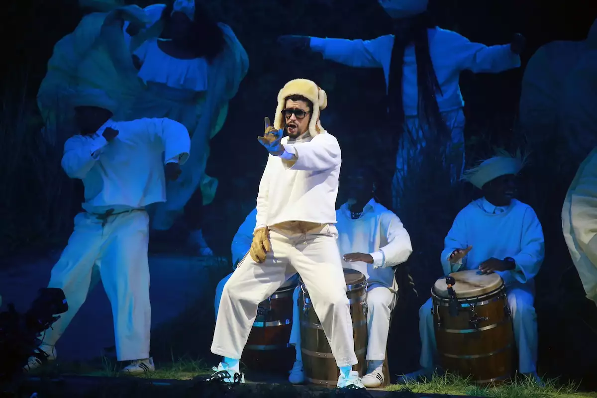 Bad Bunny: "No Me Quiero Ir De Aqui" Residencia En El Choli