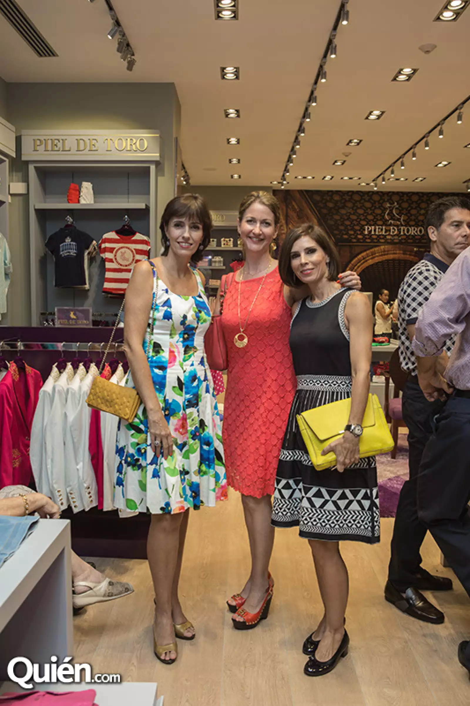 Amaia Rementería, Maru Voctoria y Fabiola Álvarez de Cabada