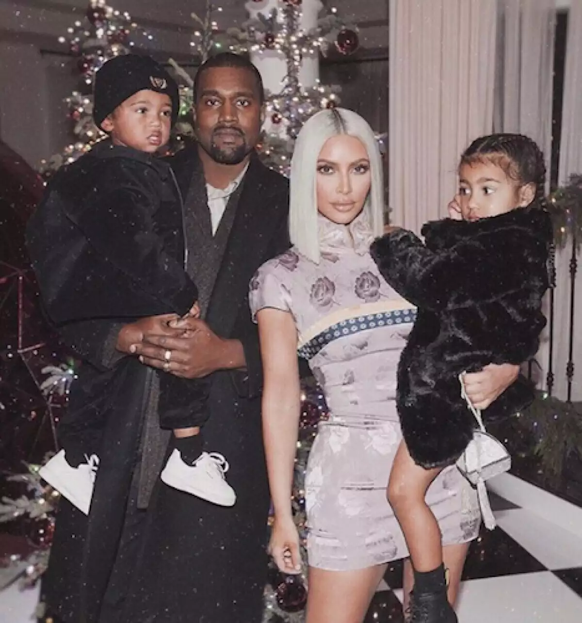 KIM Y FAMILIA
