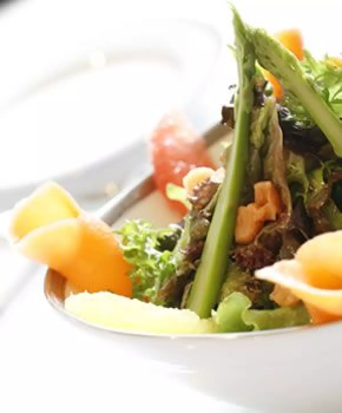 Ensalada de salmón con cítricos.