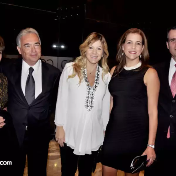 Ángela López de Leal,Alberto Leal,Loretto Villarreal,Lorena de Róbles Gil y Sergio Roblés Gil