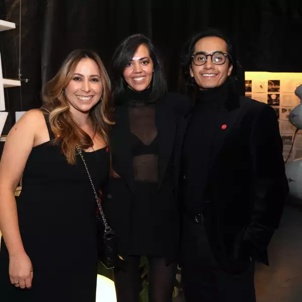 Myriam Huidobro, Leticia Menéndez y Alonso Arzola 