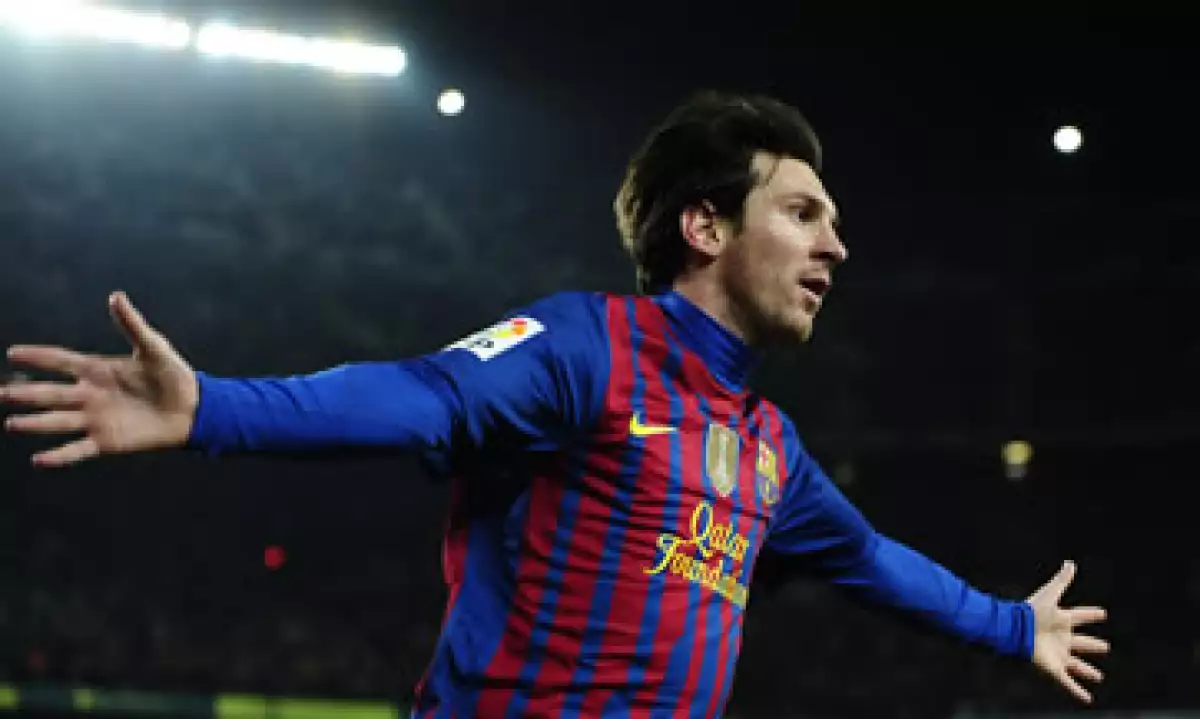 Messi reside en Barcelona desde el 2000 y obtuvo la ciudadanía española el 2005. (Foto: AP)