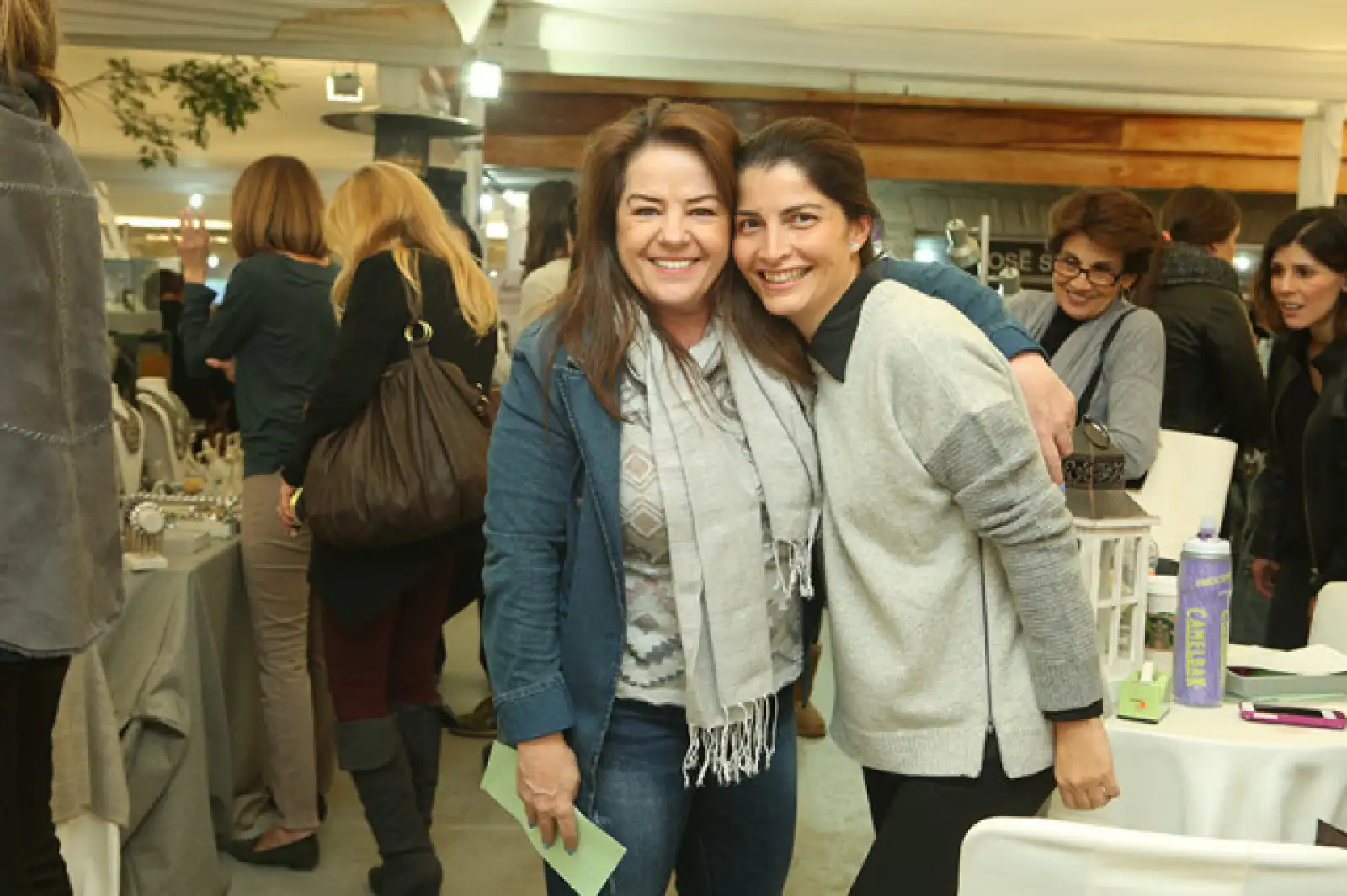 Isabel Lascurain y Alejandra Vargas