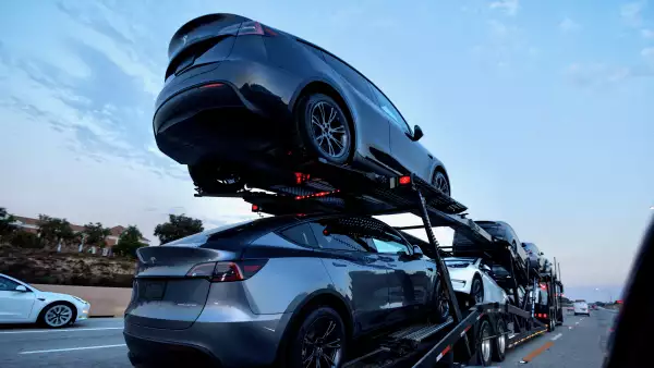 tesla-model-y-junio-elon-musk