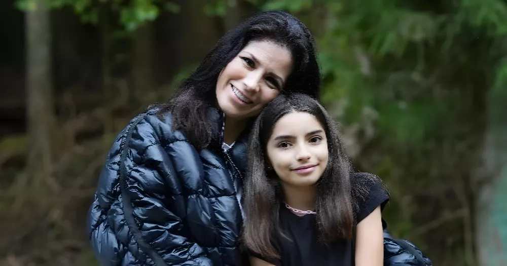 Alessandra Rosaldo y Aitana Derbez