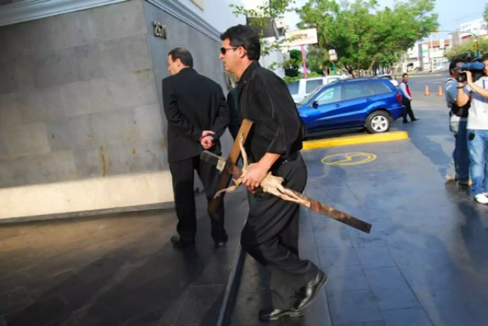 Aún no se sabe si Manuel Capetillo, quien debutó como torero a los 21 años, será cremado o recibirá el entierro tradicional.