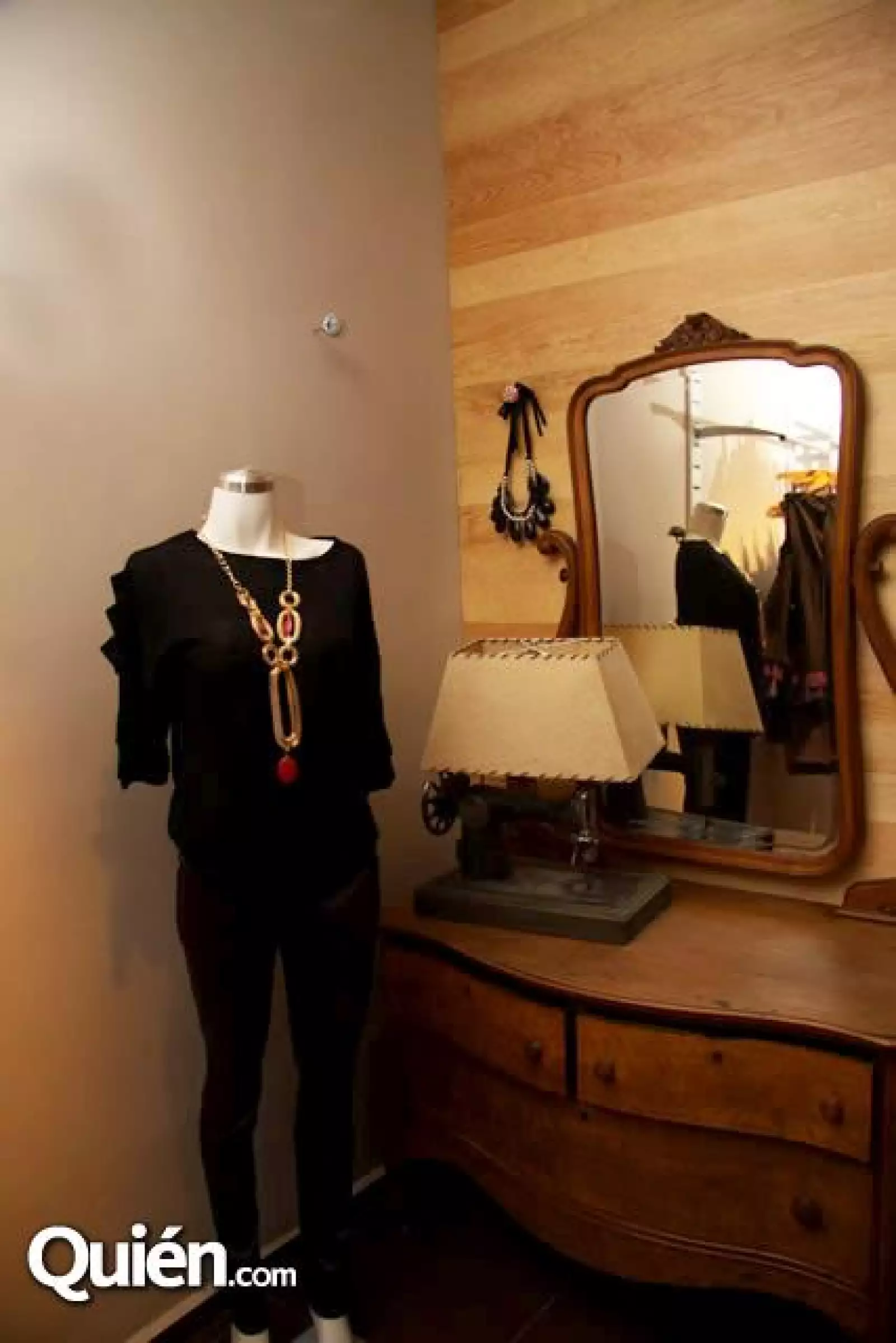 Inaugruaci?ei-b Fashion Suite