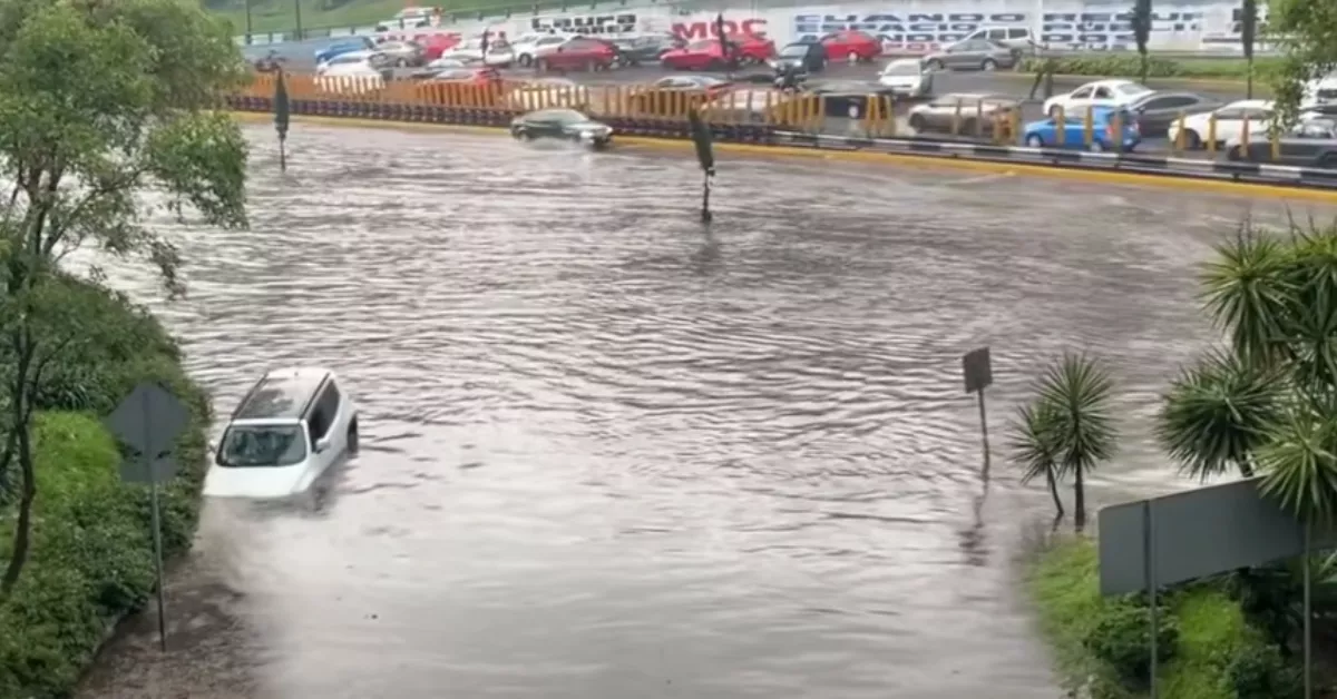 pago-autos-inundados-valle-mexico.jpg
